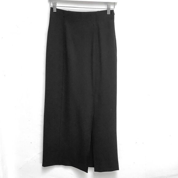 BANANA REPUBLIC BLACK SKIRT NWT SIZE 6. - Picture 1 of 8